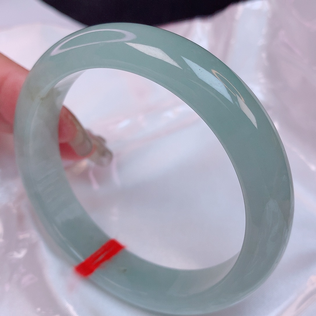 翡翠手镯未镶嵌57+ 翡翠手镯