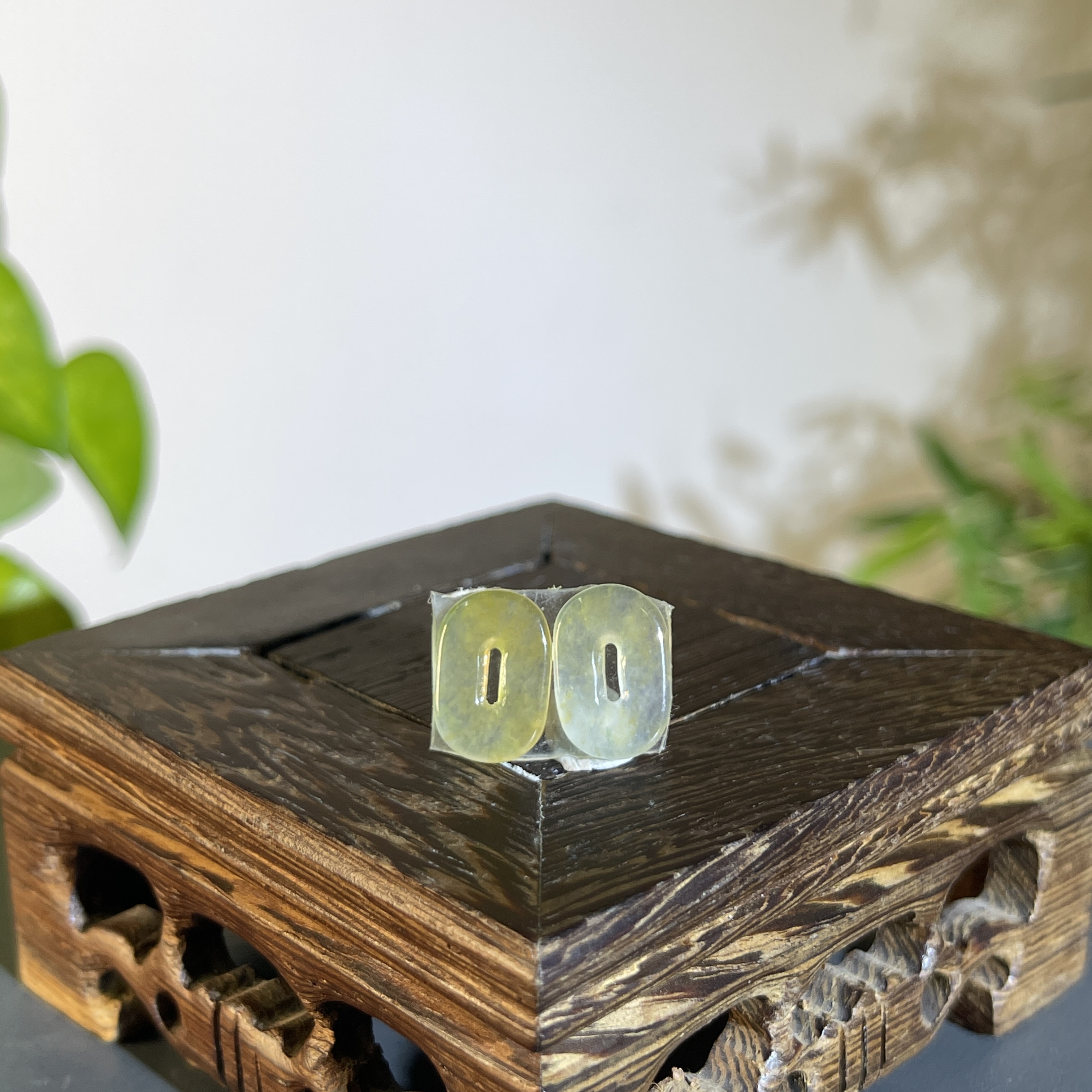 JTW04-102 天然缅甸A货翡翠 一对回纹扣