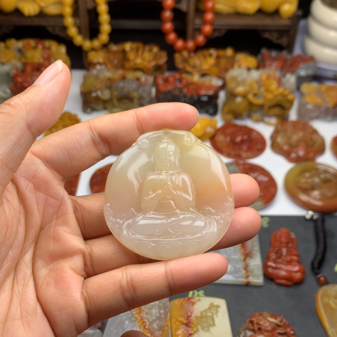 石英质玉（黄龙玉）挂件未镶嵌