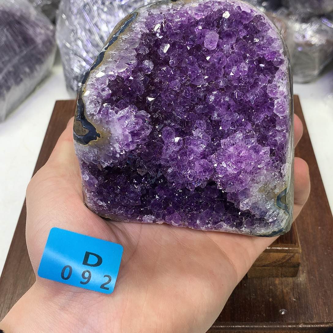紫晶大型摆件（非配饰）未镶嵌