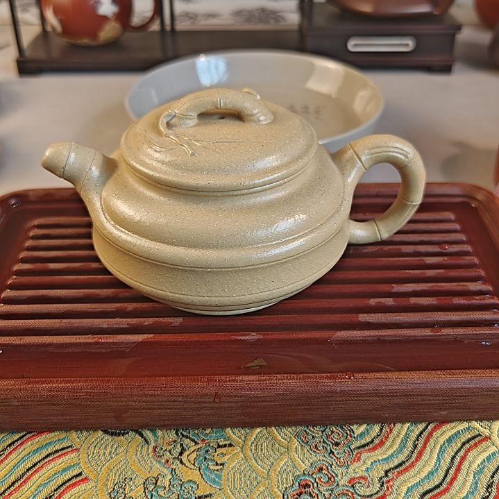 紫砂茶壶?****?本绿光素竹鼓