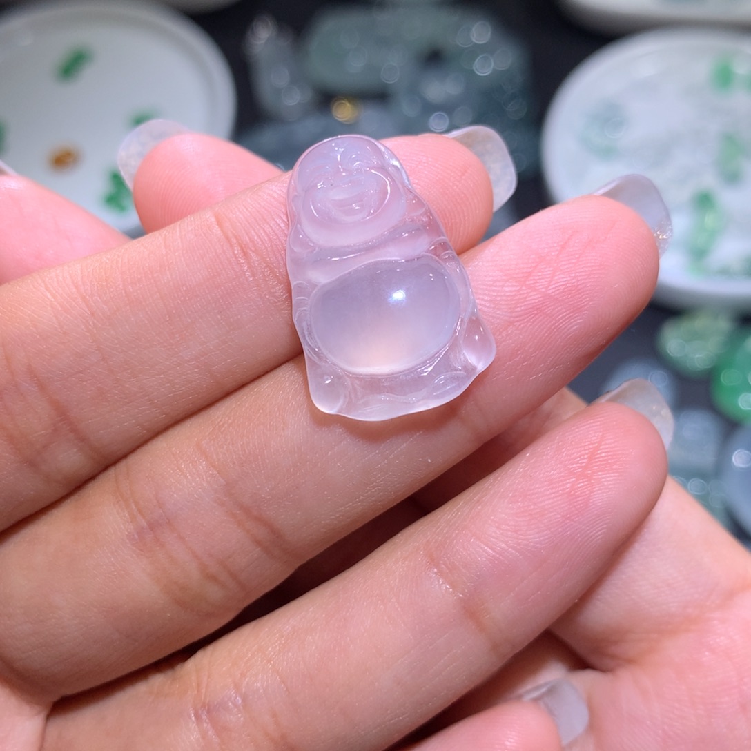 翡翠裸石未镶嵌纯冰胶站佛