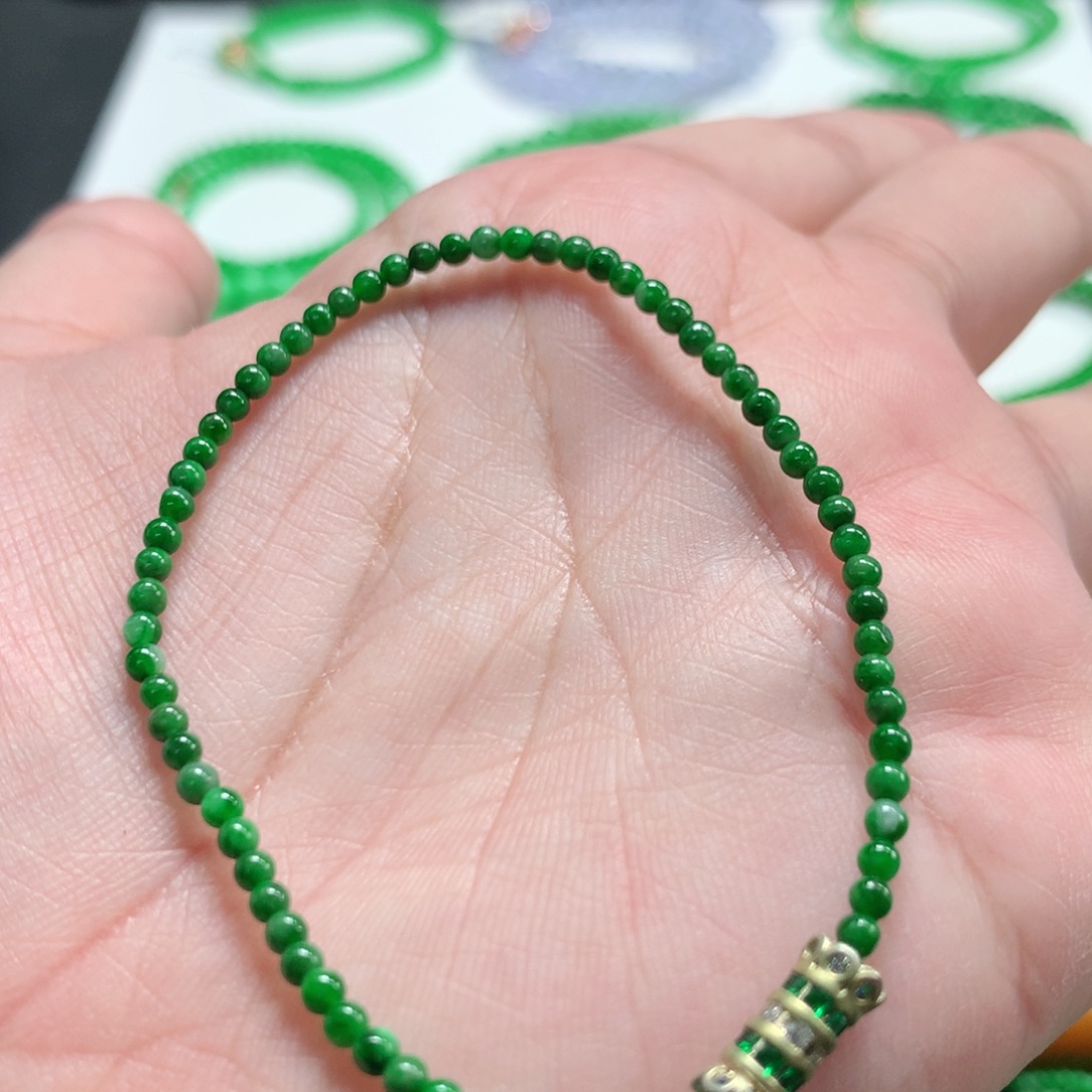 翡翠未镶嵌手链翡翠