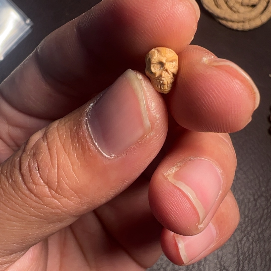 *****柏香籽/百香籽吊坠骷髅
