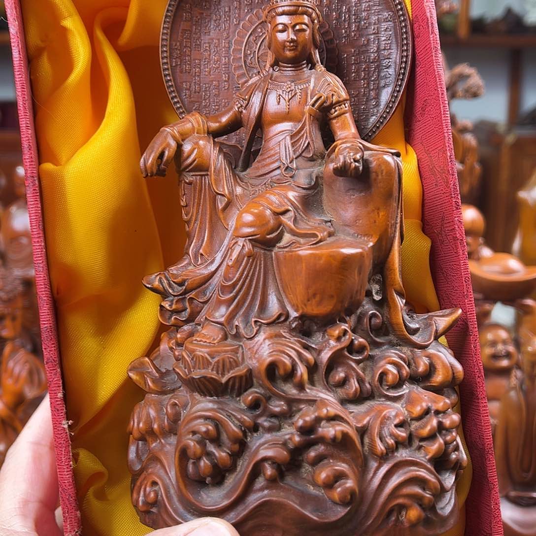 黄杨木黄杨木雕刻高度18厘米