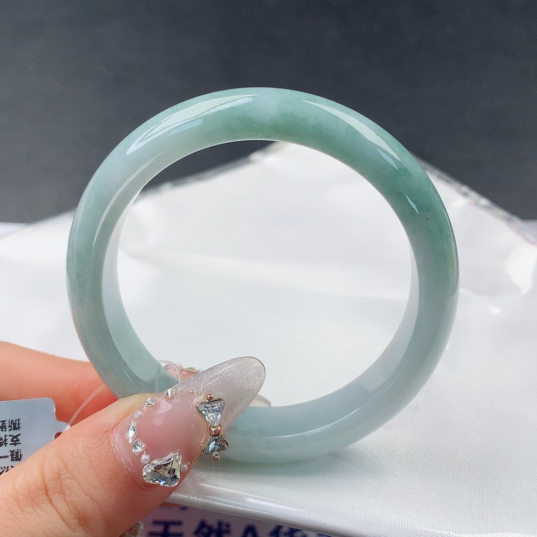 翡翠手镯未镶嵌49正51.7