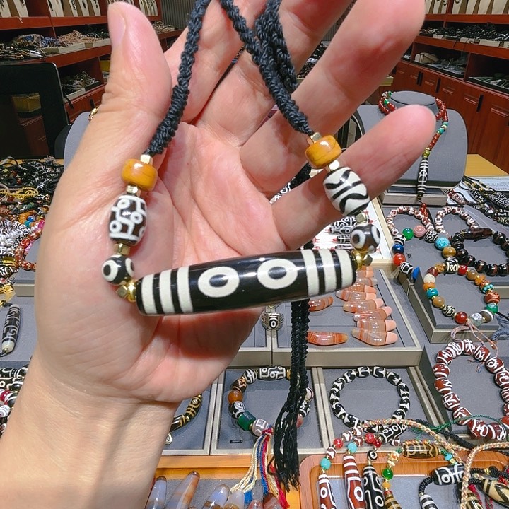 未镶嵌玛瑙/玉髓珠宝奇石