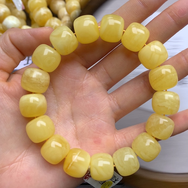 未镶嵌琥珀珠宝奇石17