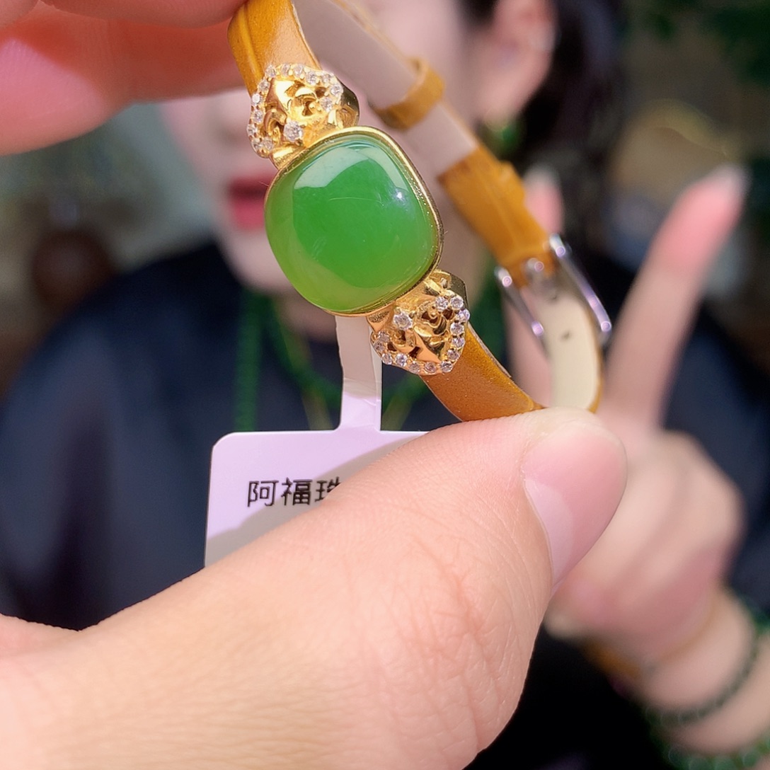 吊坠(不含链)银S925镶嵌和田玉（碧玉）手链