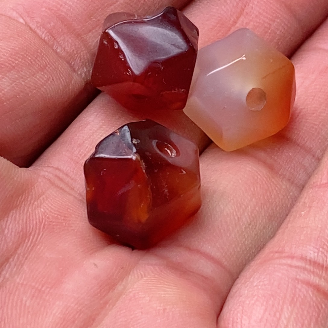 DIY琉璃珠子的形状与形状类似