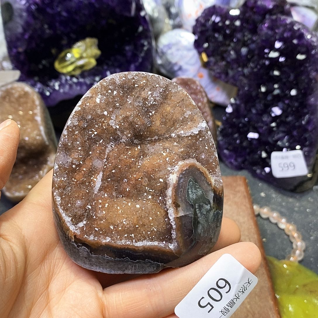 水晶大型摆件（非配饰）未镶嵌