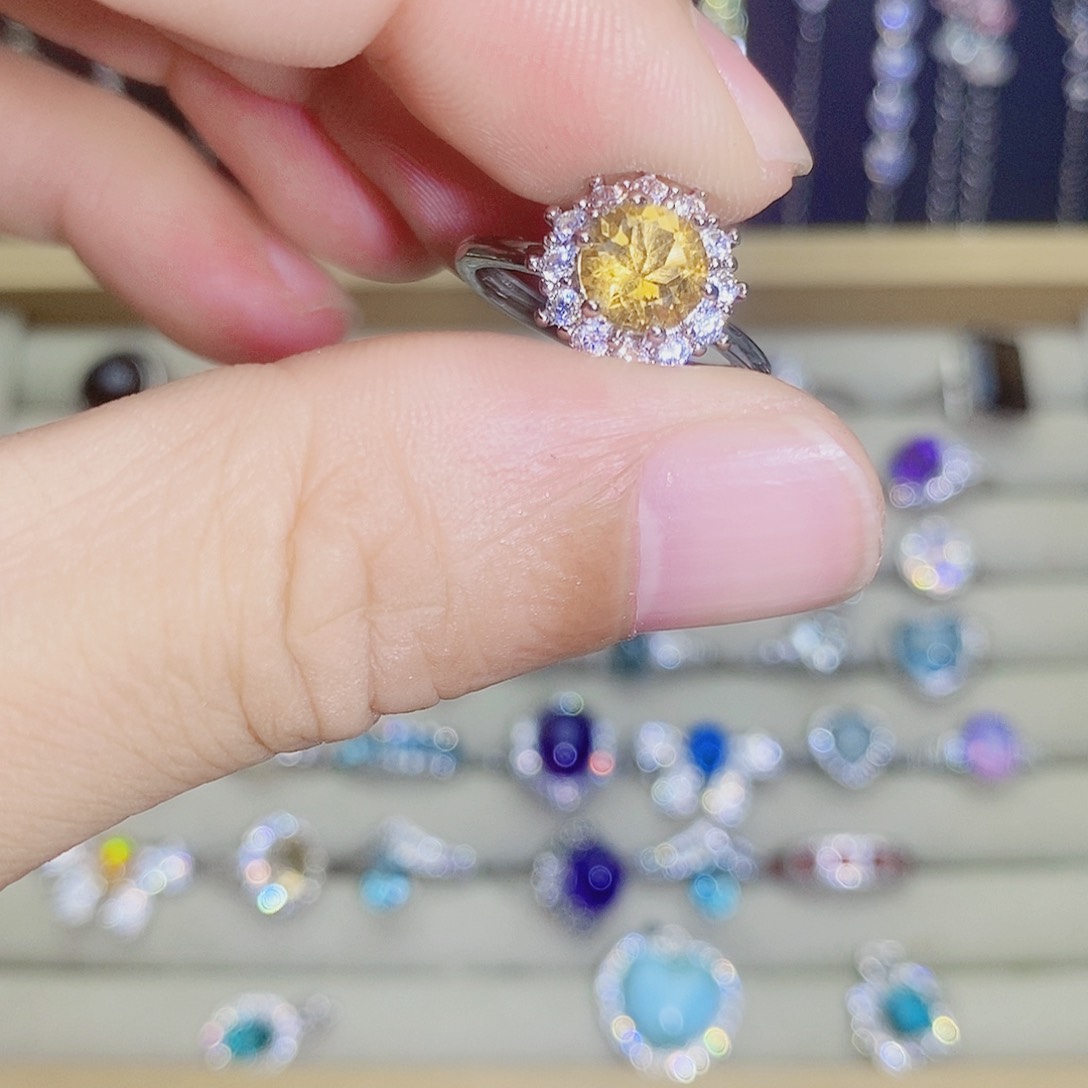 银S925镶嵌戒指黄晶