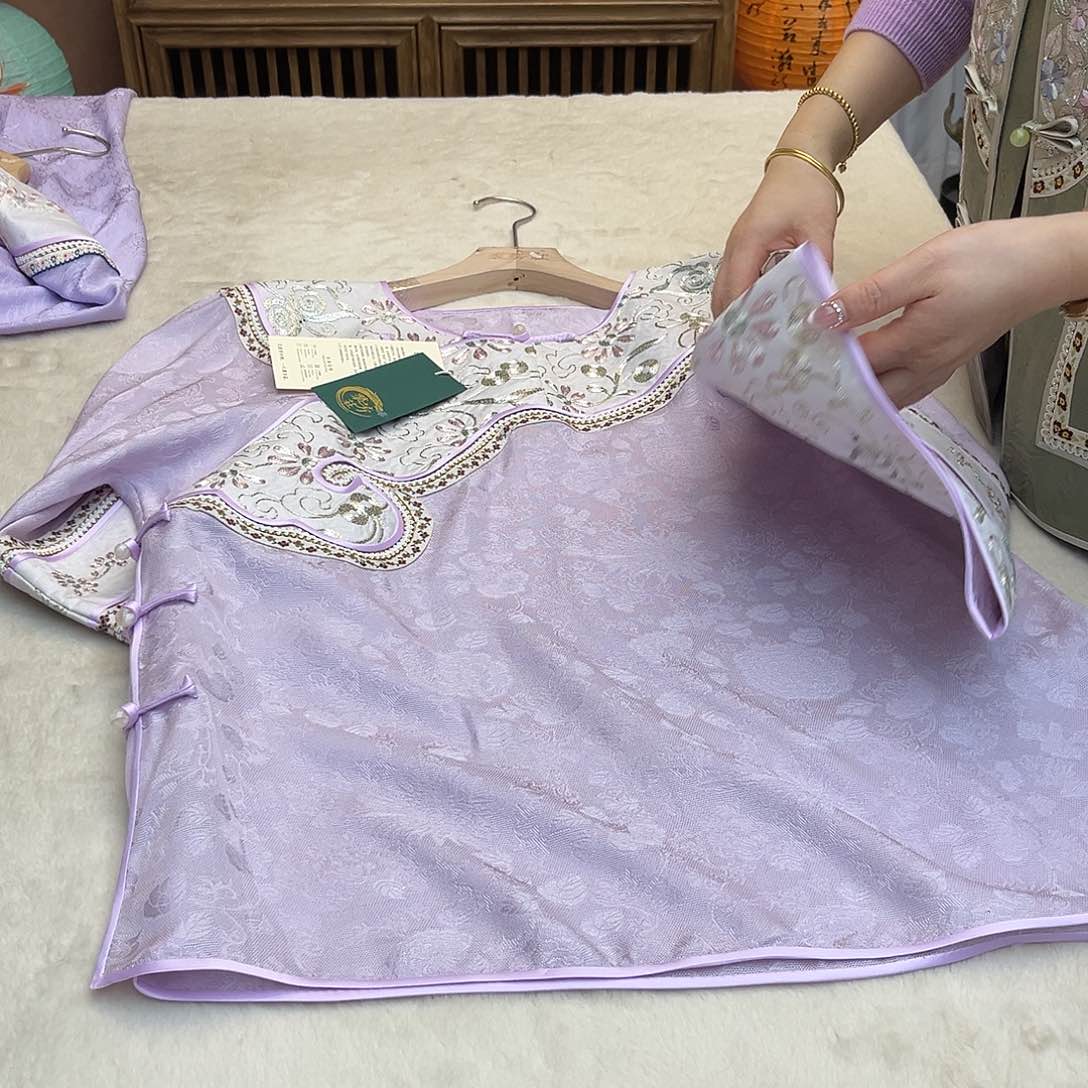 刺绣❄️****罗上衣绣花四季