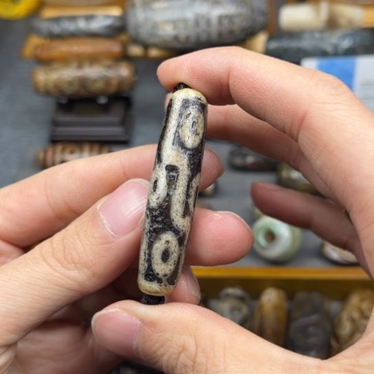 金***福玛瑙/玉髓未镶嵌颈饰