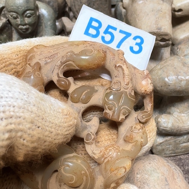 和田玉颈饰未镶嵌刘*屹