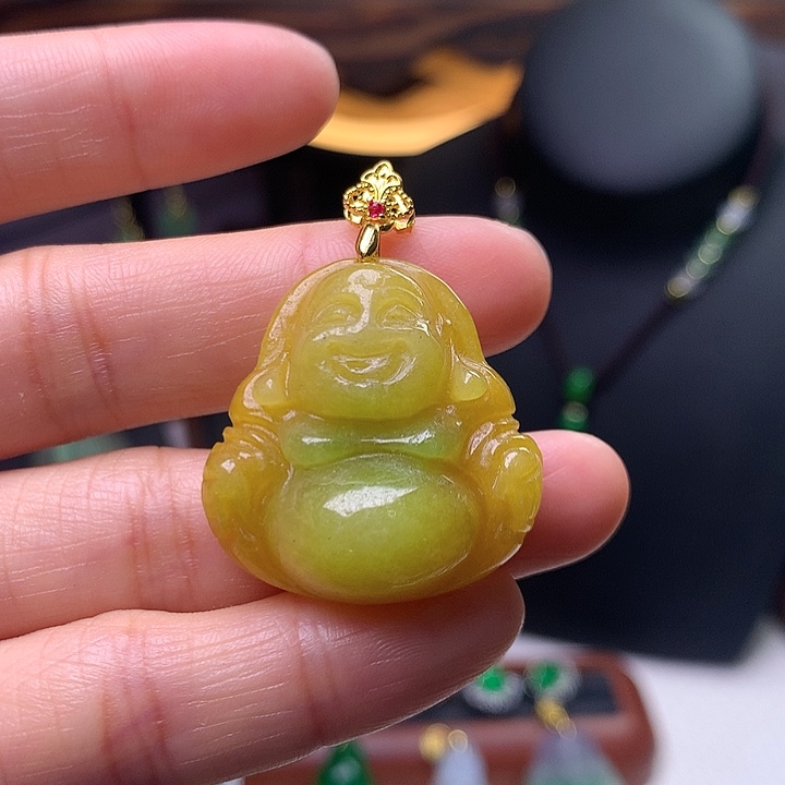 翡翠颈饰未镶嵌吊坠