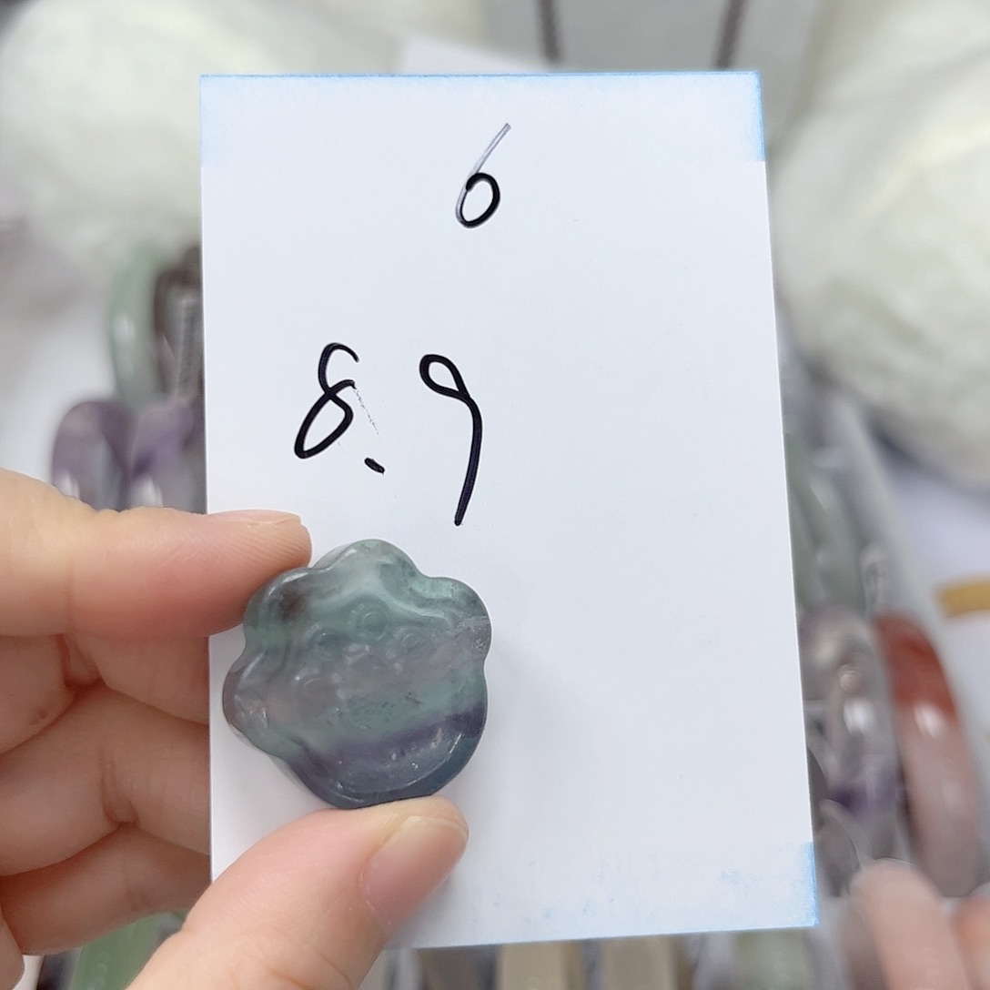 未镶嵌手镯石英质玉
