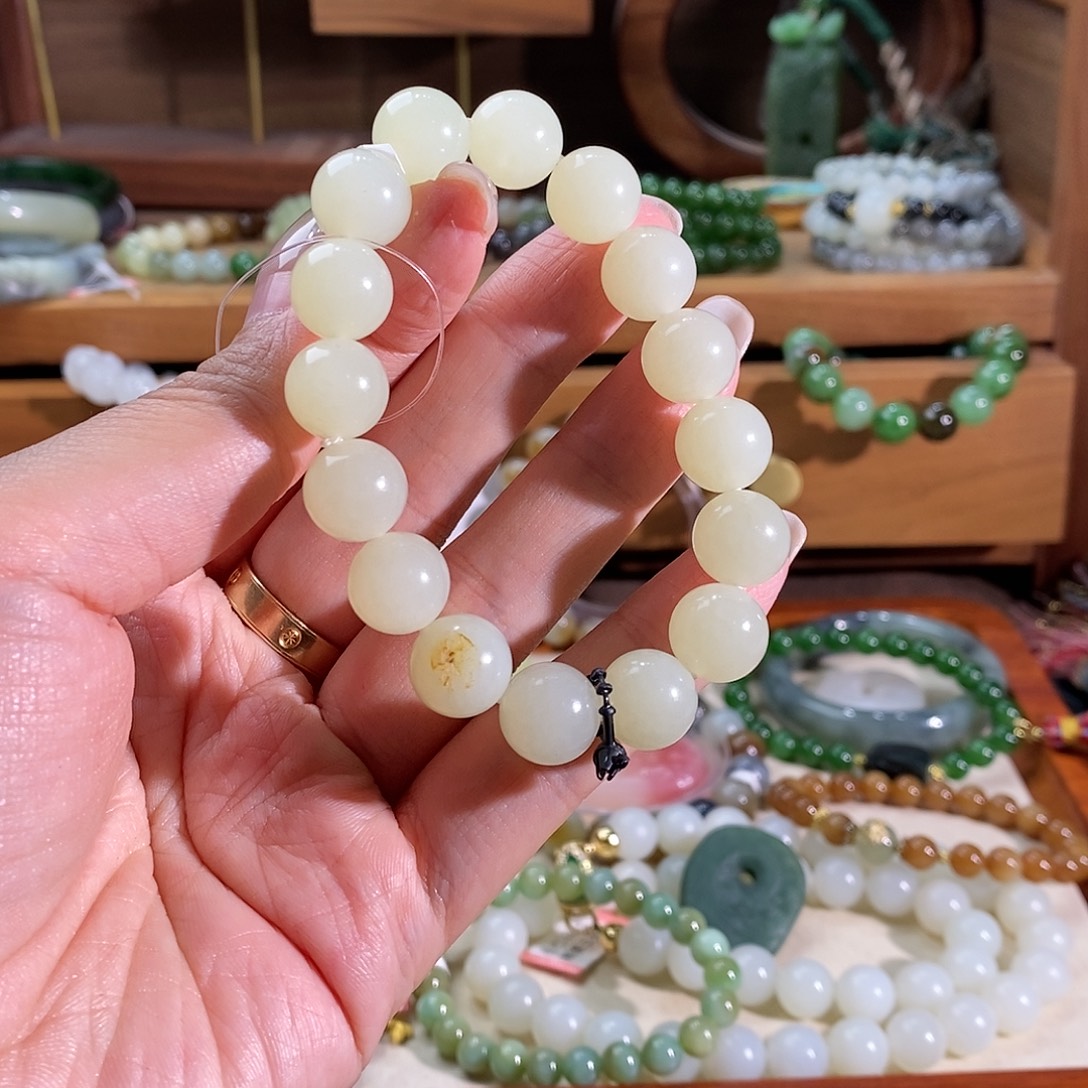 和田玉未镶嵌手链