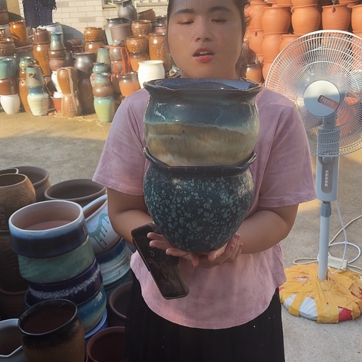 口20高18两个盆子。 