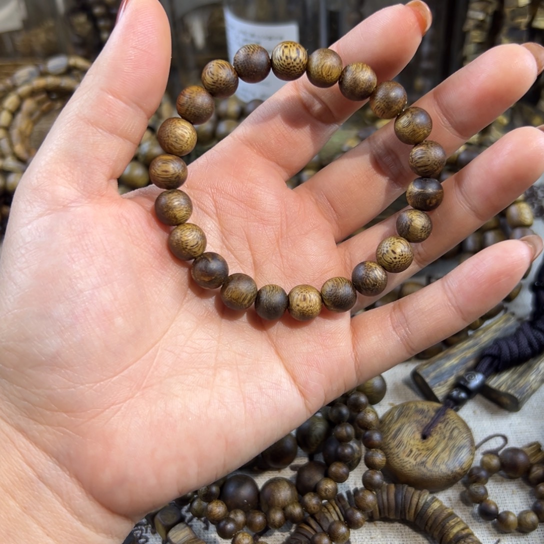 沉香碎屑沉香卡9单圈5克