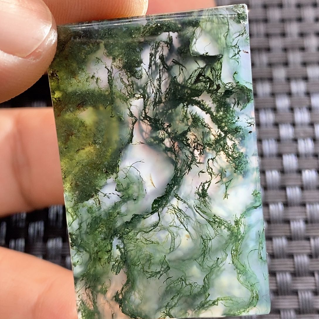 玛瑙/玉髓颈饰未镶嵌商**隆