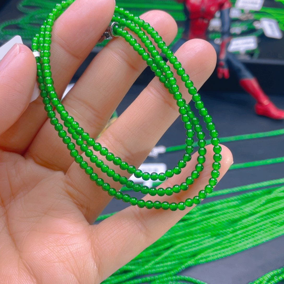 翡翠颈饰未镶嵌，1