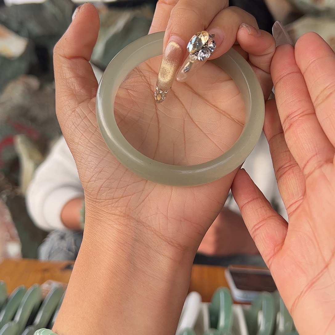 绿东陵冰晴水手镯