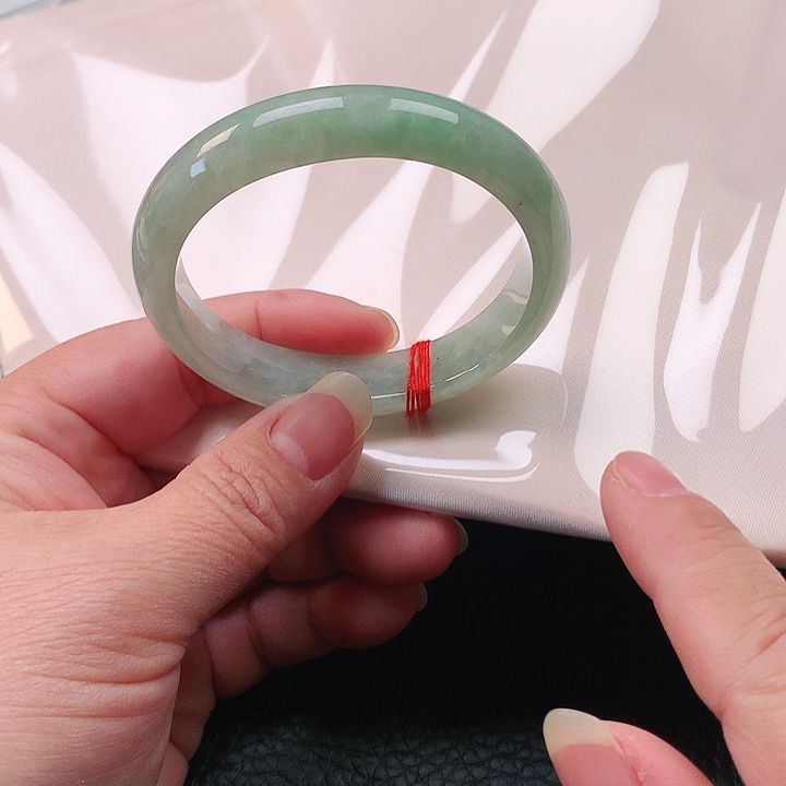 翡翠手镯未镶嵌翡翠103