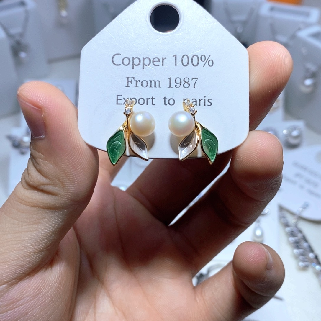 淡水珍珠未镶嵌耳饰