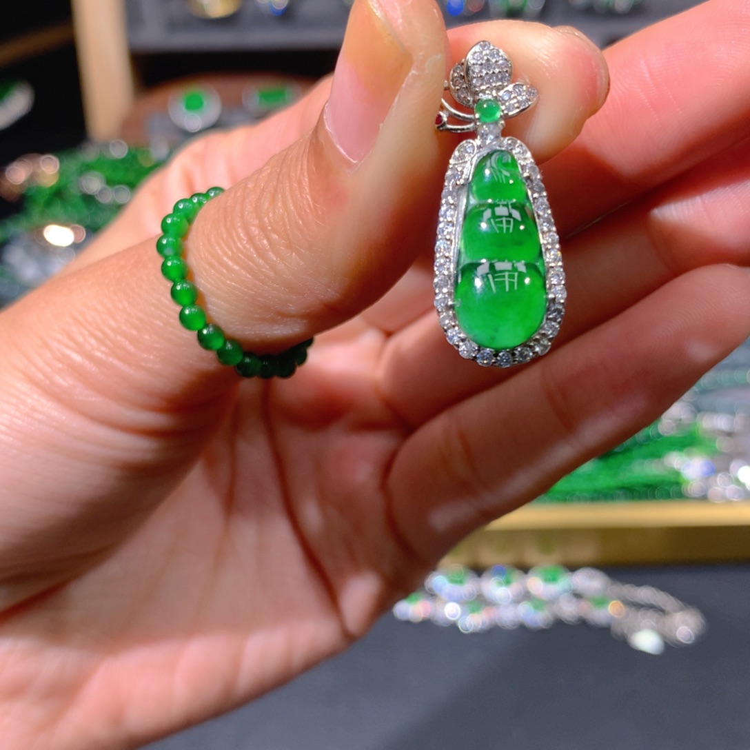 翡翠戒指未镶嵌天然翡翠