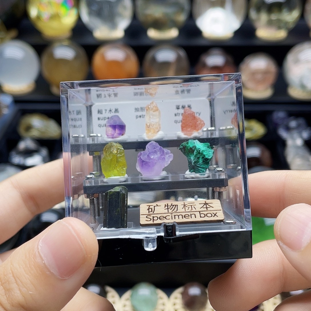 未镶嵌珠宝半成品水晶
