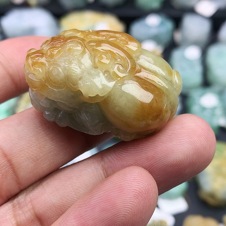 翡翠未镶嵌颈饰天然缅甸翡翠招财貔貅吊坠
