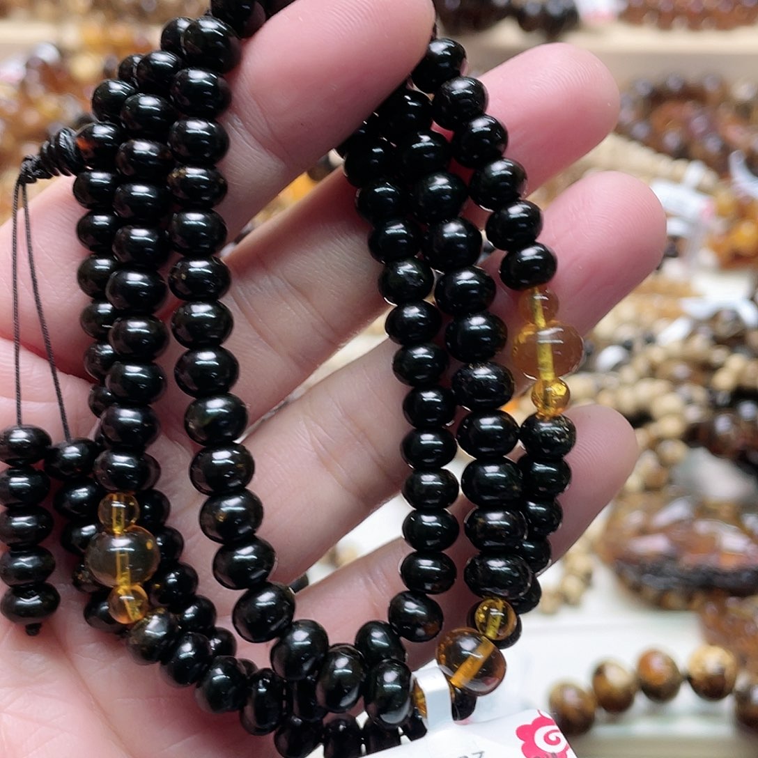 琥珀裸石未镶嵌七20460