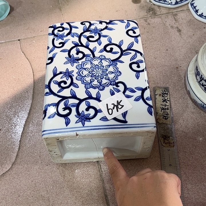 瓷片瑕。。。。。。。。。。。。。