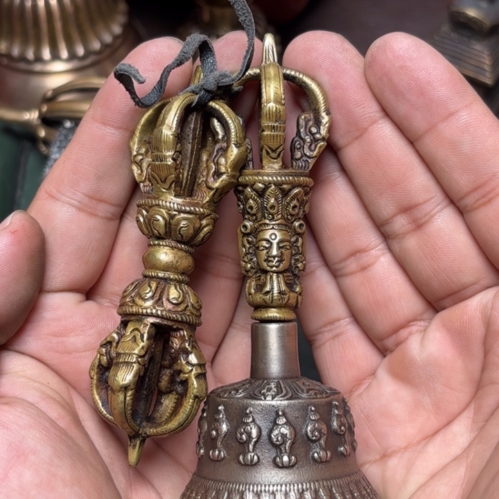 铜星月菩提挂件菩提