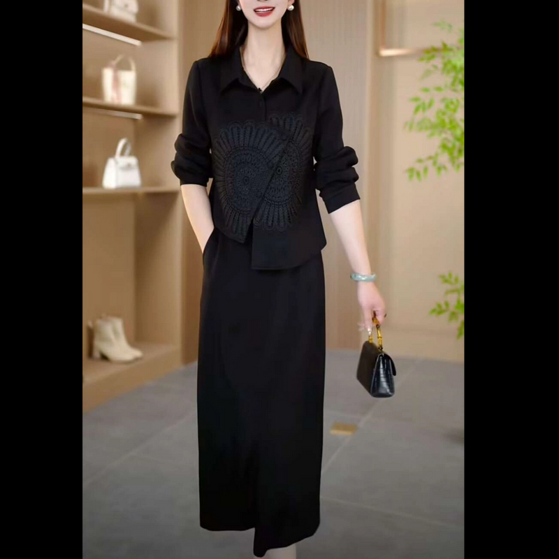 25011春季新款翻领时尚刺绣压褶气质显瘦连衣裙小黑裙两件套