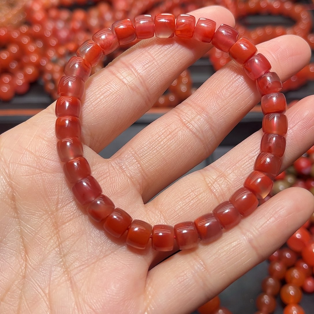 南红玛瑙手链未镶嵌视****明