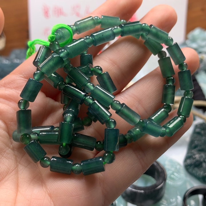 翡翠颈饰未镶嵌保真天然A货翡翠