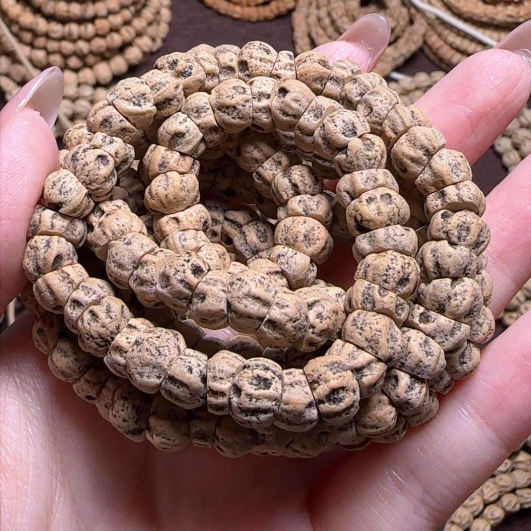 柏香籽/百香籽吊坠瑟**抖