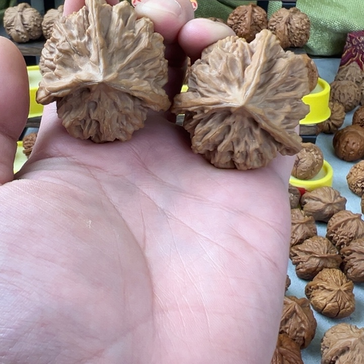 W***J吊坠文玩核桃全品无修帝王三棱