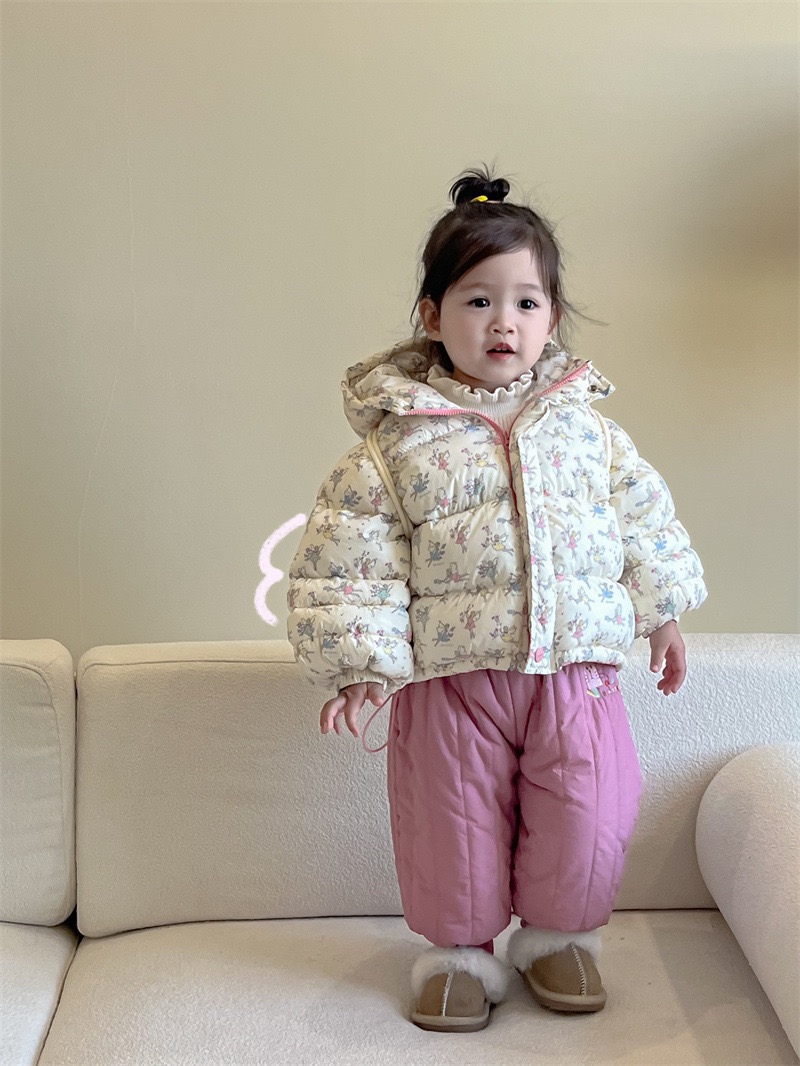 新款可爱满印羽绒服可爱小兔连帽印花卡通儿童女童冬款保暖韩版
