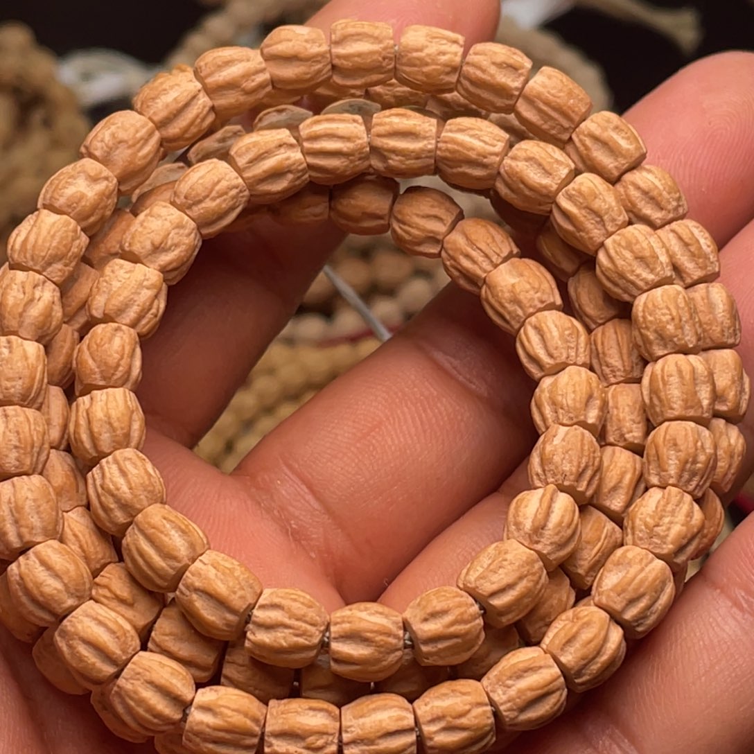 手串柏香籽/百香籽耳*李