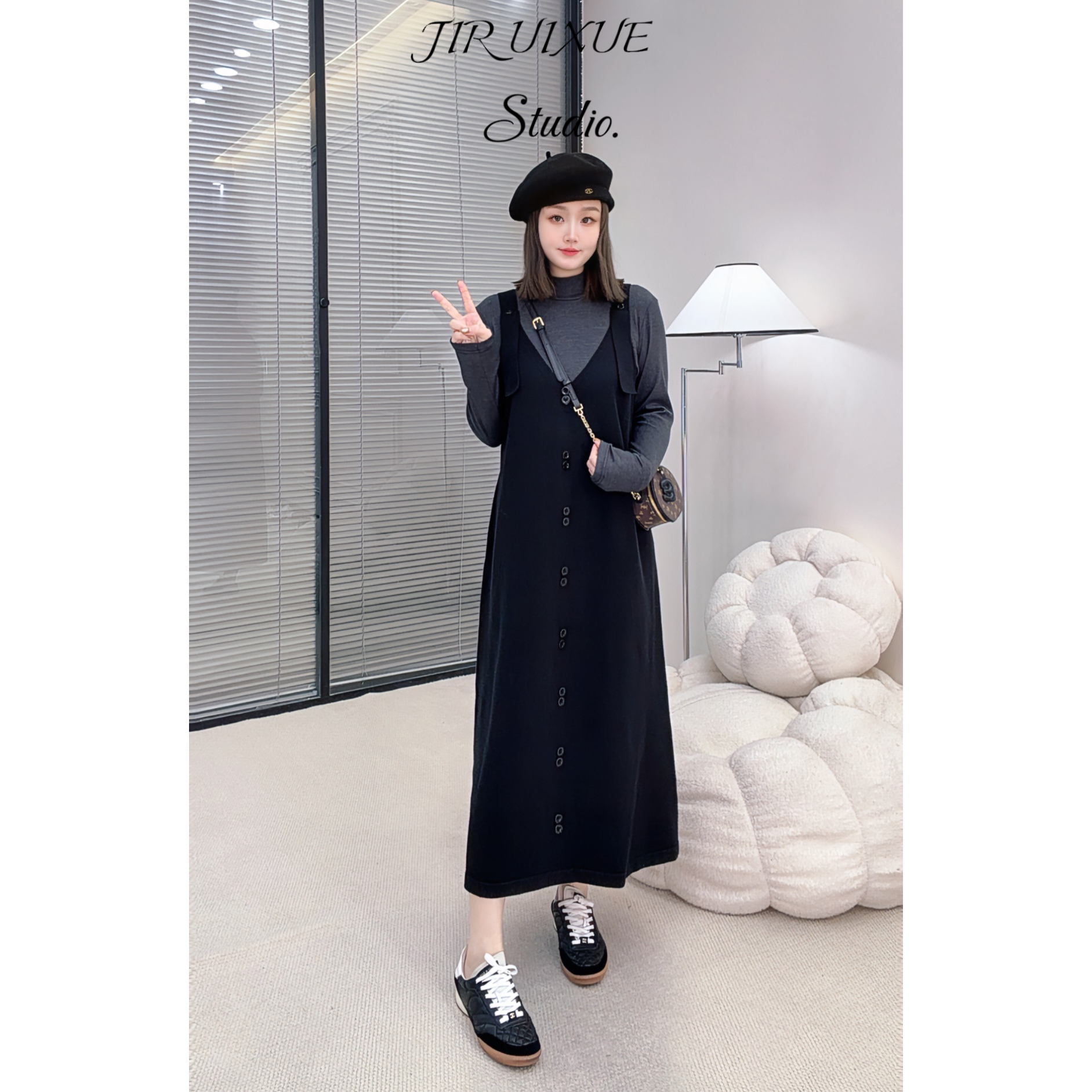 【雪儿家】2025冬季新款无袖针织V领长裙+小衫气质套装显瘦时尚