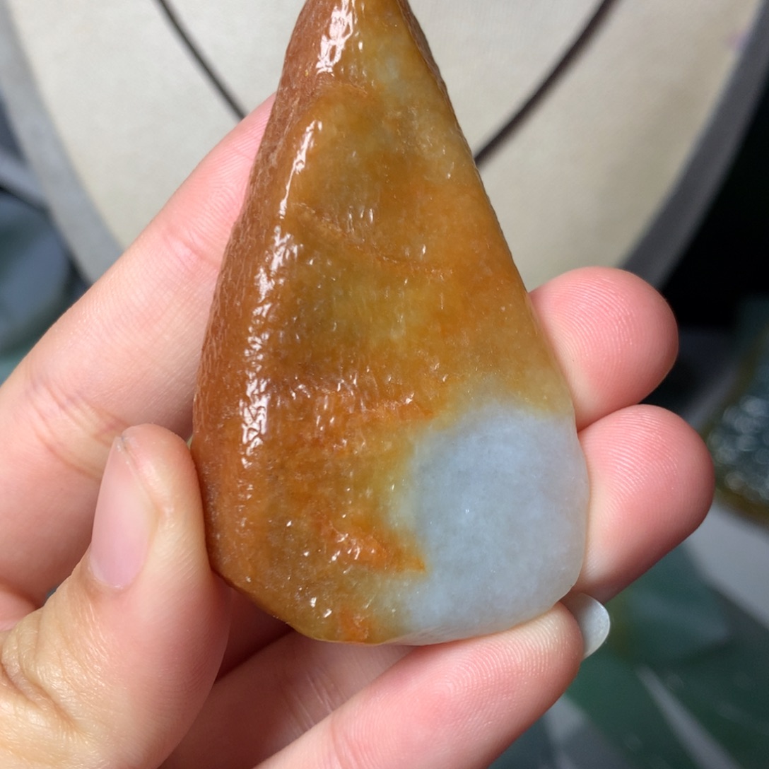翡翠颈饰未镶嵌吊坠