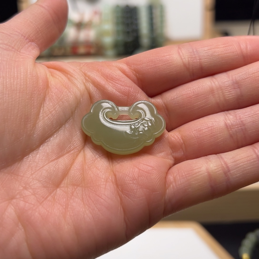 和田玉吊坠(不含链)未镶嵌