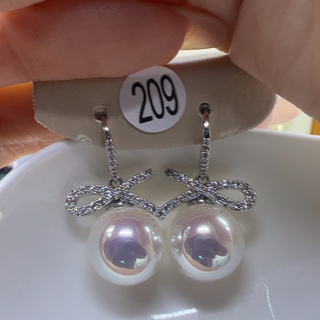 未镶嵌淡水珍珠耳饰