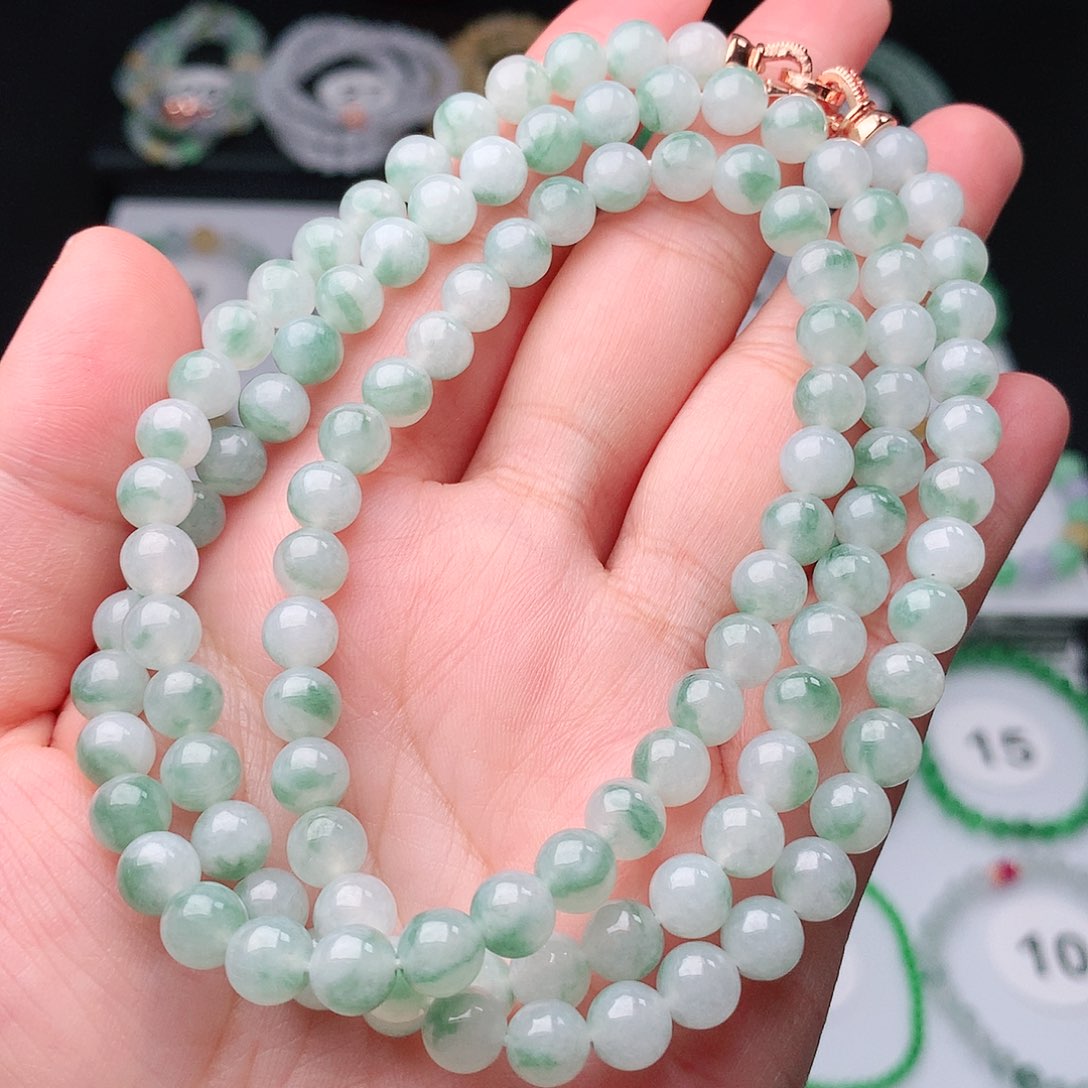 翡翠手串未镶嵌翡翠