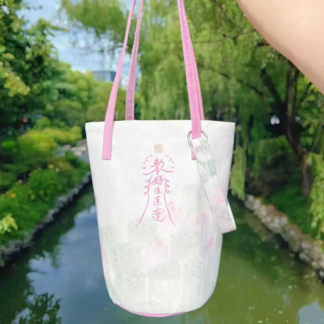 【好云莲莲】杭州景区夏日上新 荷包鼓鼓原创大容量斜挎手提单肩包