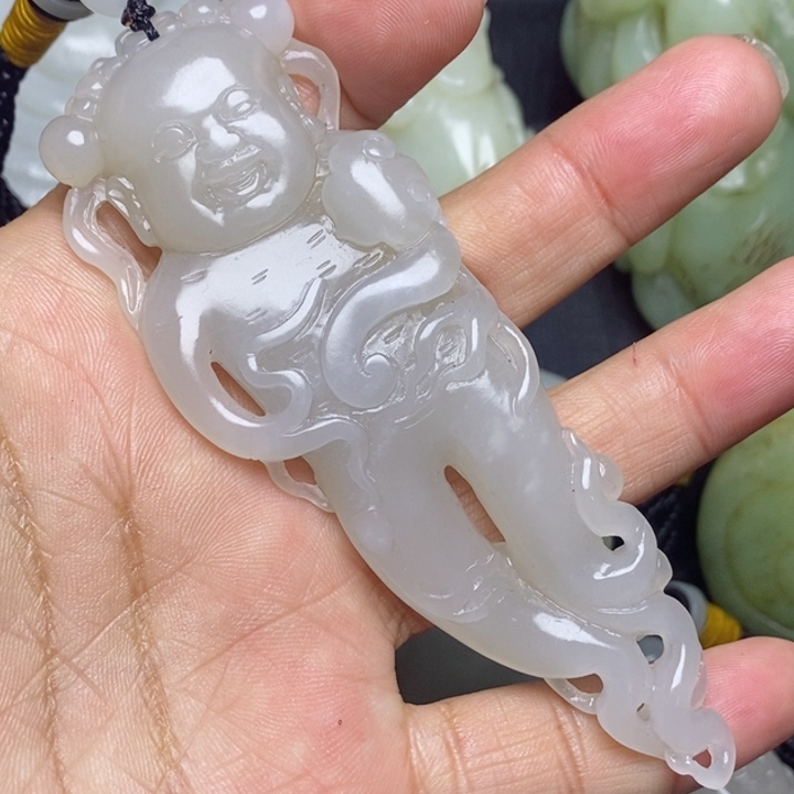 和田玉颈饰未镶嵌