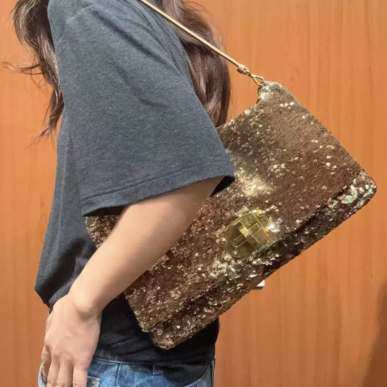 95新 MIU MIU/缪缪 【蕾】 97 0732 亮片单肩包